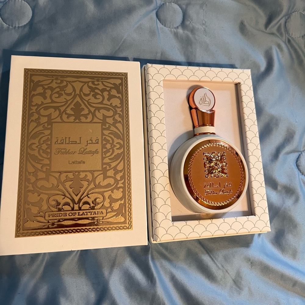 Lattafa Fakhar Rose Eau De Parfum 3.4 OZ